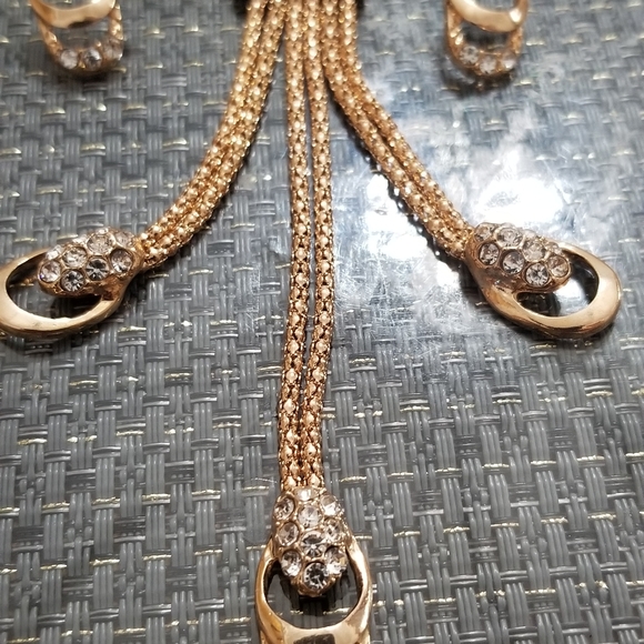 Gold Plated Statement/Costume Jewelry Set Necklace, Earrings, Ring, Bracelet - Picture 3 of 6